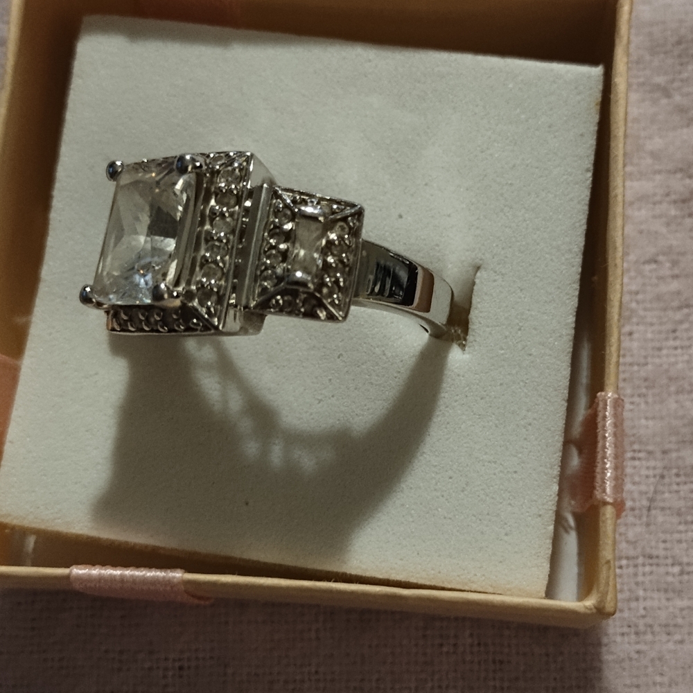 Vintage Adi 925 Thai Cz Ring - Picture 5 of 5